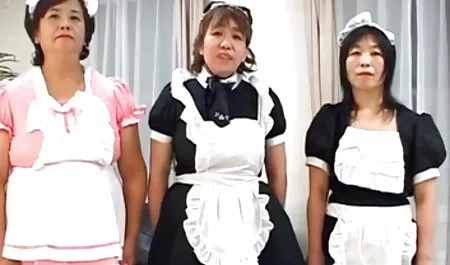 Tomboy દ્વારા fucked બે ખૂબ જ સ્ત્રીની લેસ્બિયન્સ છે એક ડુક્કર!