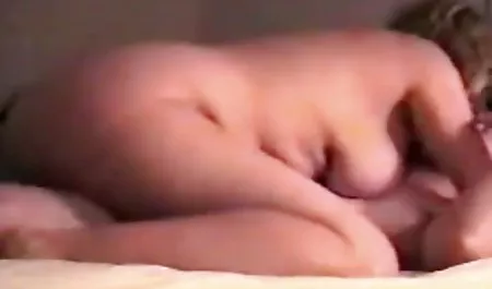 તેઓ દ્વારા fucked શ્રેષ્ઠ મિત્રો તેમના પુત્ર, એક કૂતરી!